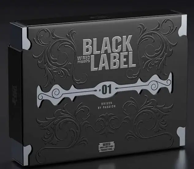Capa de WIRED PRESENTS BLACK LABEL #01: VICTOR VRAN